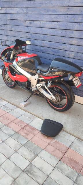 Suzuki GSX-R 750. 750. ., , ,   