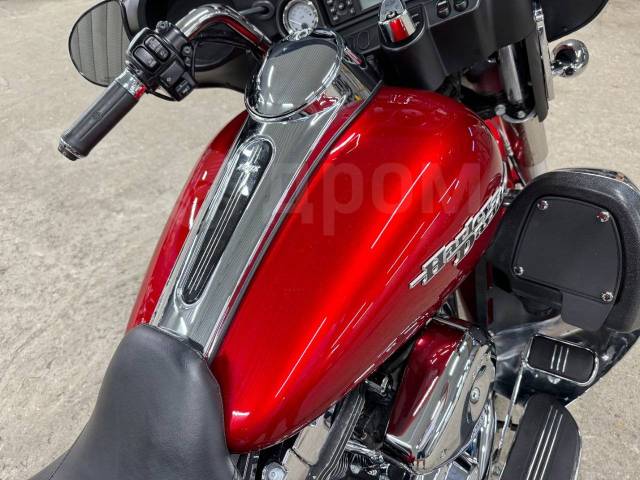 Harley-Davidson Street Glide FLHX. 1 690. ., , ,   