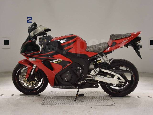 Honda CBR 1000RR Fireblade. 1 000. ., , ,   