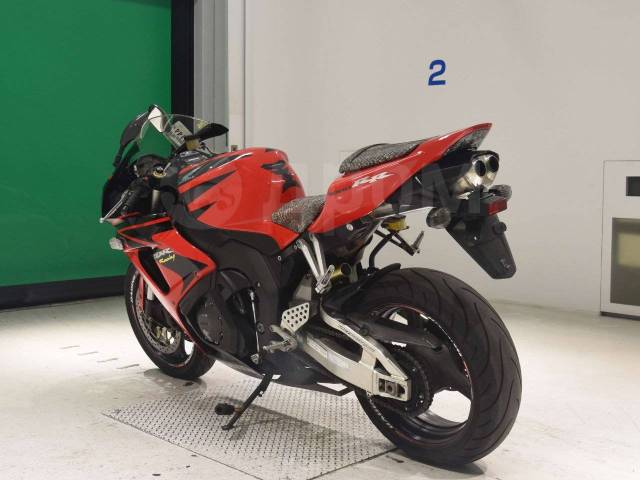 Honda CBR 1000RR Fireblade. 1 000. ., , ,   