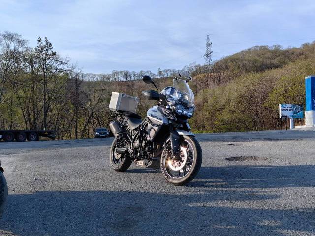 Triumph Tiger 800. 800. ., , ,   