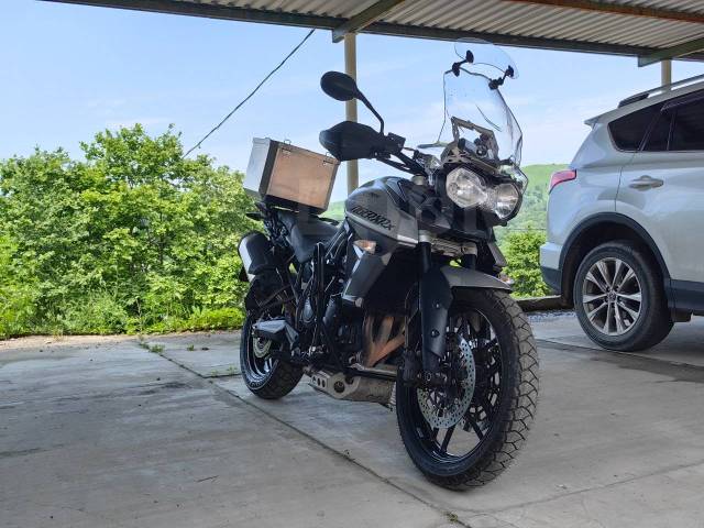 Triumph Tiger 800. 800. ., , ,   