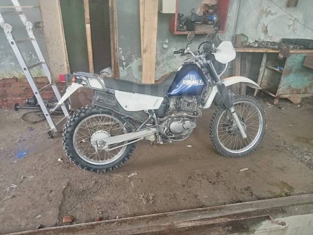 Suzuki Djebel. 200. ., , ,   