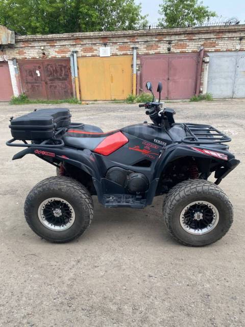 Yamaha Grizzly 700. ,  \,   