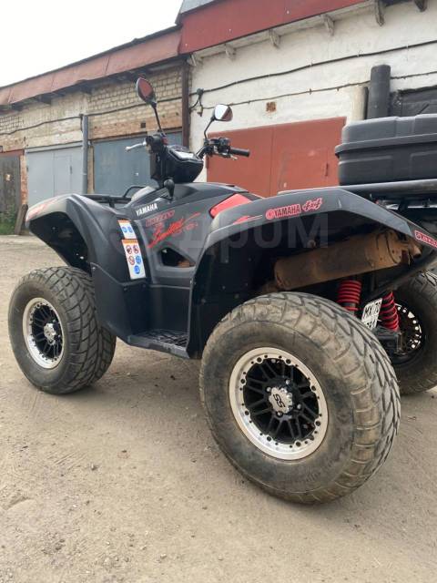 Yamaha Grizzly 700. ,  \,   