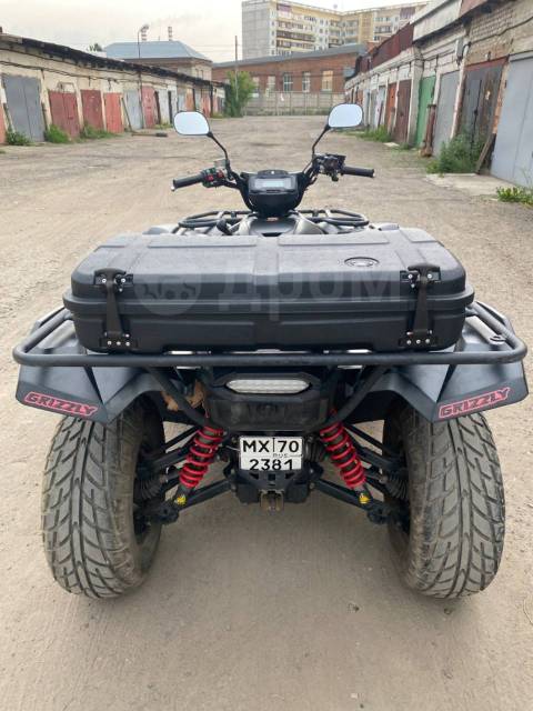 Yamaha Grizzly 700. ,  \,   