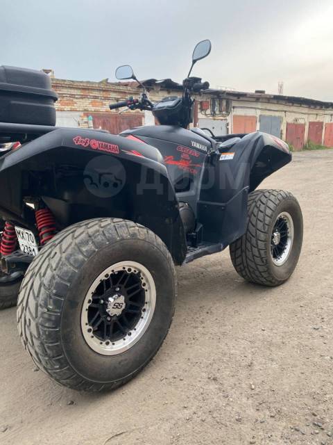 Yamaha Grizzly 700. ,  \,   