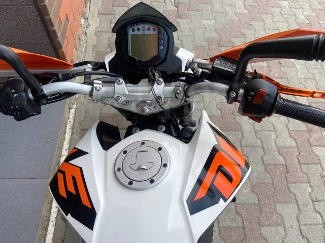 KTM 200 Duke. 200. ., , ,   