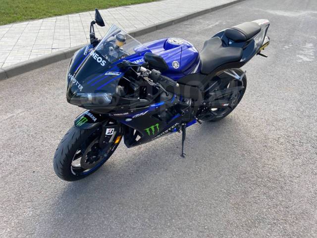 Yamaha YZF-R1. 1 000. ., , ,   