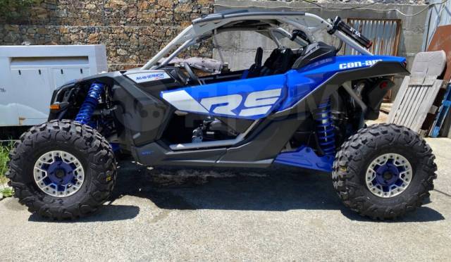 BRP Can-Am Maverick X RS Turbo RR. ,  \,   