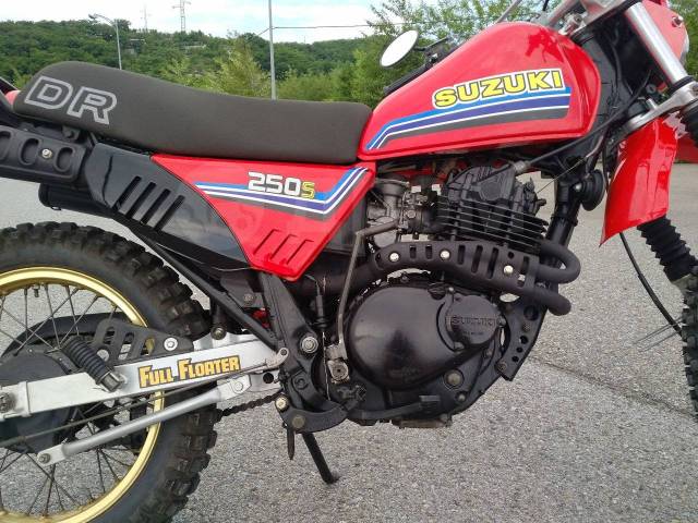 Suzuki DR 250S. 250. ., , ,   