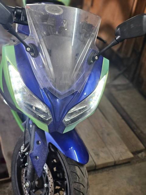 Kawasaki Ninja. , ,   