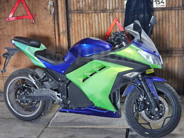 Kawasaki Ninja. , ,   