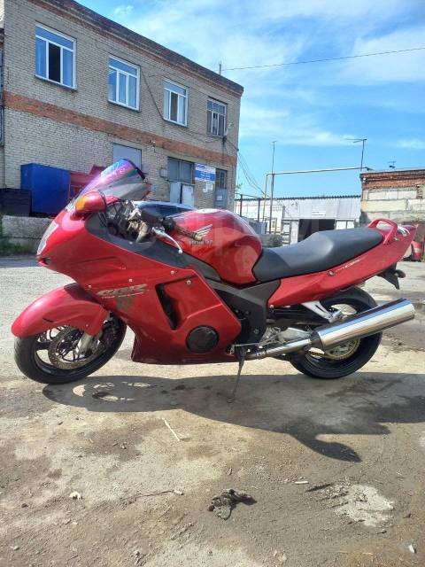 Honda CBR 1100XX. 1 137. ., , ,   