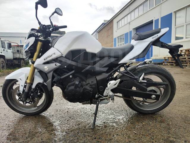 Suzuki GSR 750. 750. ., , ,   