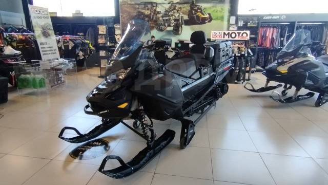 BRP Ski-Doo Expedition SE. ,  ,   