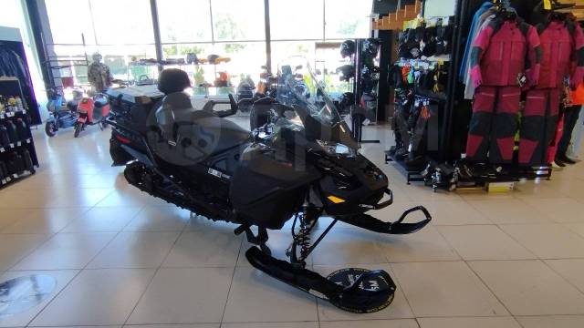 BRP Ski-Doo Expedition SE. ,  ,   