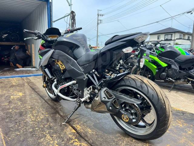 Kawasaki Z 1000. 1 000. ., , ,  .     