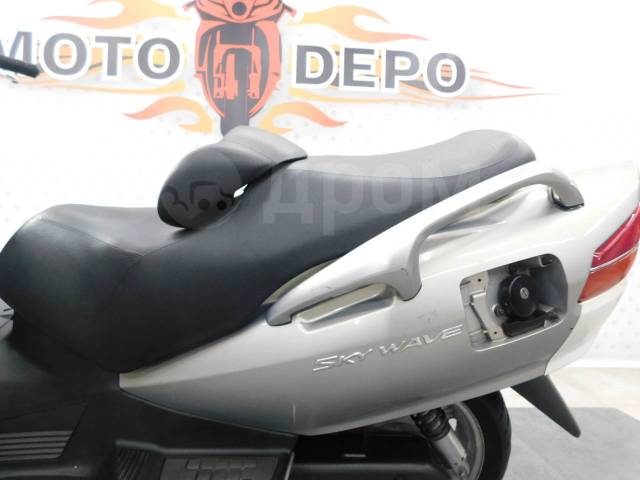 Suzuki Skywave 650