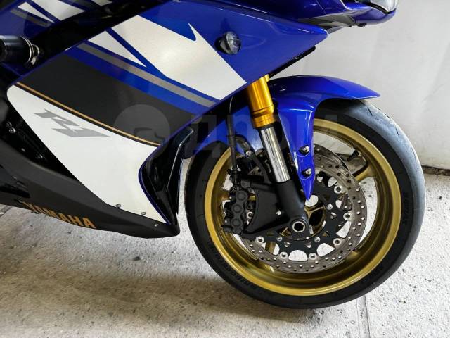 Yamaha YZF-R1