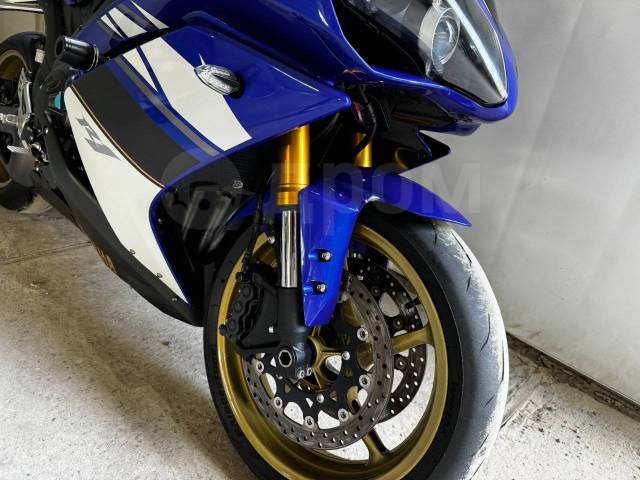 Yamaha YZF-R1