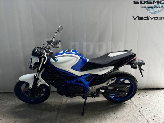 Suzuki SFV 400 Gladius