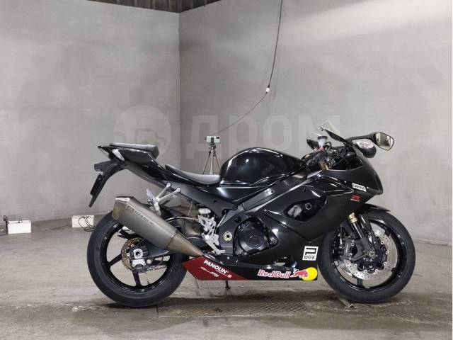 Suzuki GSX-R 1000. 1 000. ., , ,   