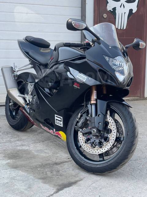 Suzuki GSX-R 1000. 1 000. ., , ,   