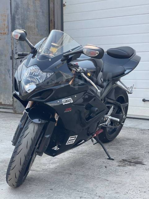 Suzuki GSX-R 1000. 1 000. ., , ,   