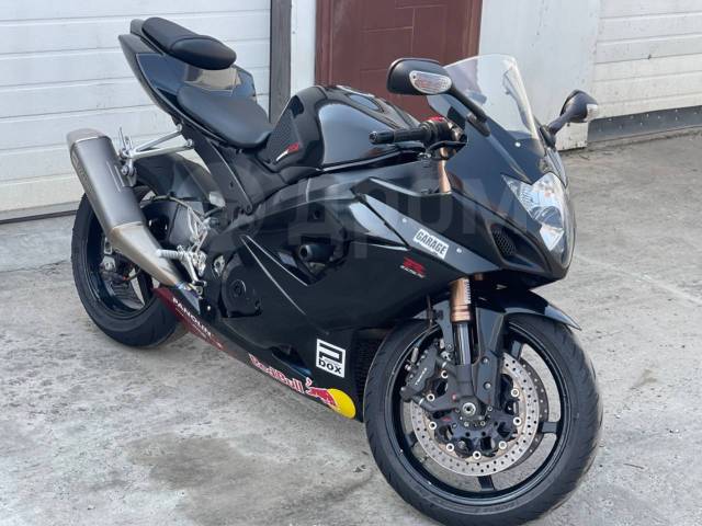 Suzuki GSX-R 1000. 1 000. ., , ,   