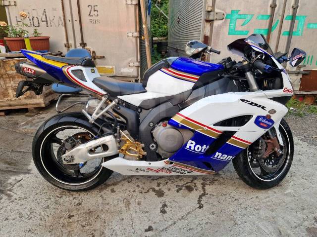 Honda CBR 1000RR Fireblade. 998. ., , ,   