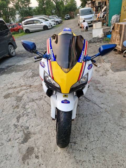 Honda CBR 1000RR Fireblade. 998. ., , ,   