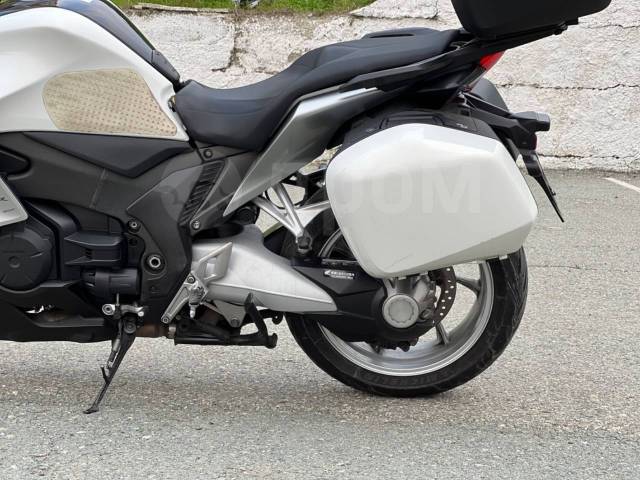 Honda VFR 1200F. 1 200. ., , ,   