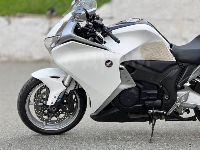 Honda VFR 1200F. 1 200. ., , ,   