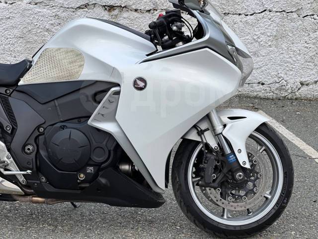 Honda VFR 1200F. 1 200. ., , ,   