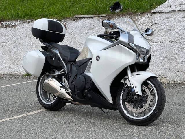 Honda VFR 1200F. 1 200. ., , ,   