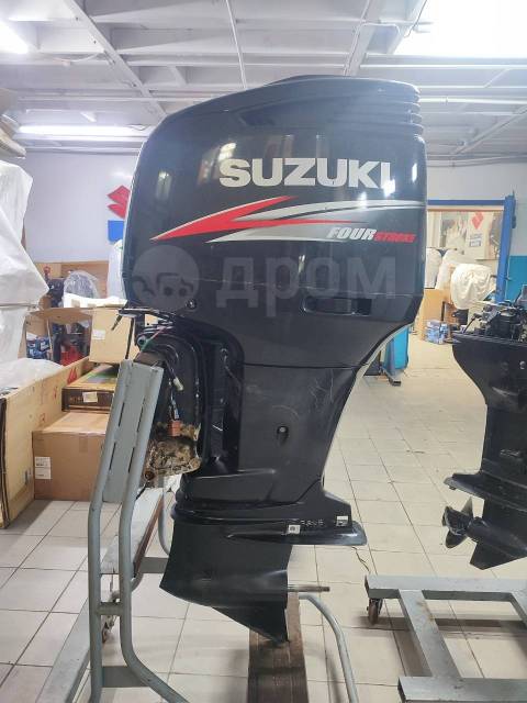 Suzuki. 300,00.., 4-, ,  X (635 ), 2013  