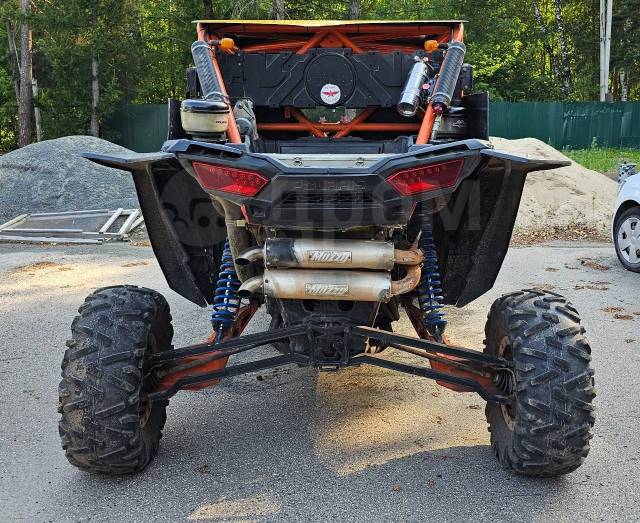 Polaris RZR XP 1000. ,  \,   