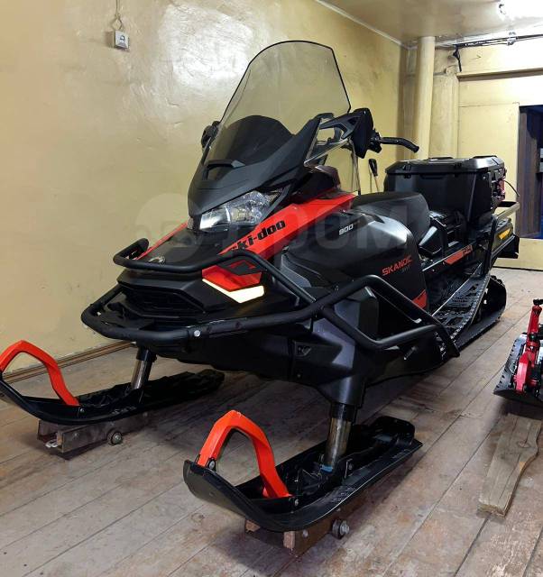 BRP Ski-Doo Skandic SWT. ,  ,   