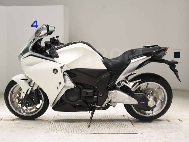 Honda VFR 1200F. 1 200. ., , ,  .     