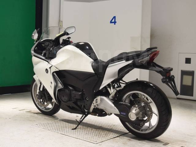 Honda VFR 1200F. 1 200. ., , ,  .     