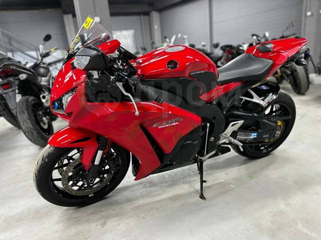 Honda CBR 1000RR Fireblade. 1 000. ., , ,   