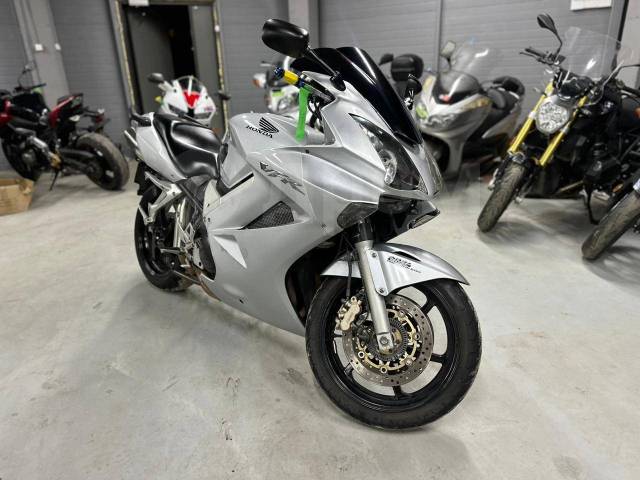 Honda VFR 800. 800. ., , ,   