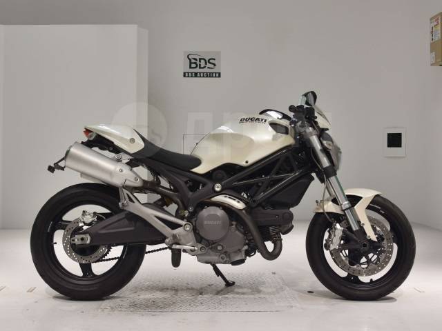 Ducati Monster 696. 696. ., , ,  .     