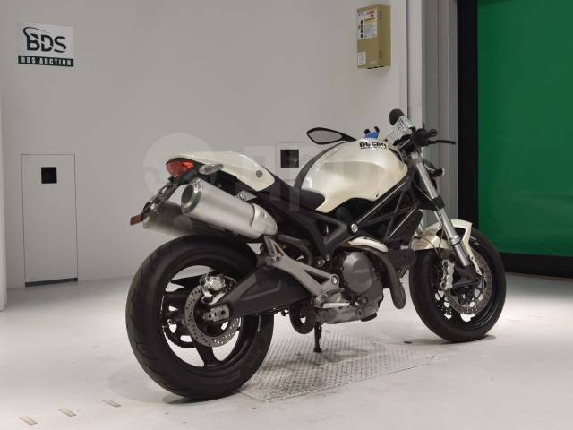 Ducati Monster 696. 696. ., , ,  .     