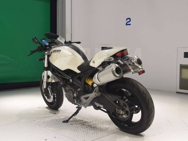 Ducati Monster 696. 696. ., , ,  .     