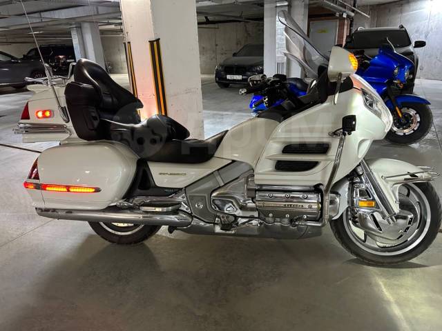 Honda Gold Wing. 1 800. ., , ,   