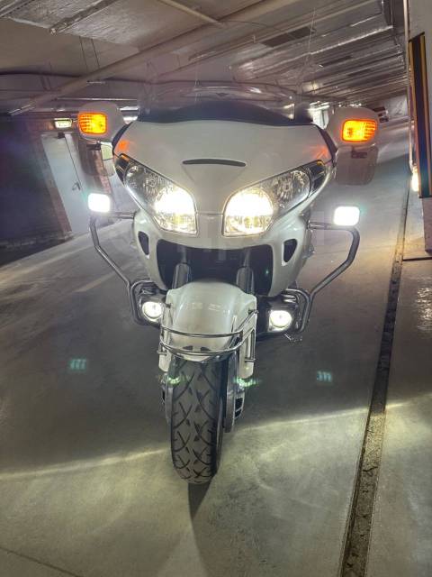 Honda Gold Wing. 1 800. ., , ,   