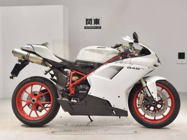 Ducati 848 Evo. 848. ., , ,  .     