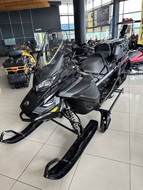 BRP Ski-Doo Expedition SE. ,  ,   